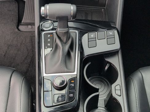 Used 2025 Kia Sportage EX w/ Premium Package image 22