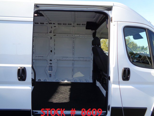 Used 2024 RAM ProMaster 2500 w/ Quick Order Package 22G SLT FWD image 6