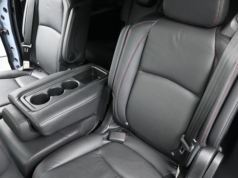 Used 2023 Honda Odyssey Sport image 18