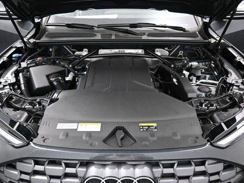 New 2025 Audi Q5 Premium image 15