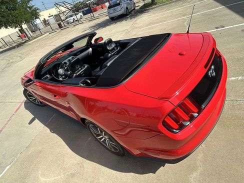 Used 2017 Ford Mustang Premium image 9