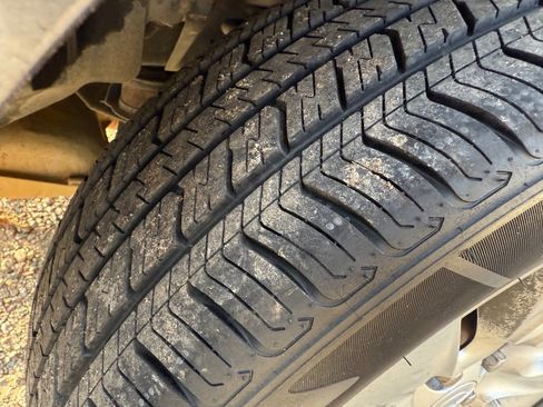 Used 2013 Chrysler 200 LX image 13