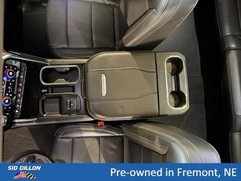 Certified 2025 GMC Sierra 3500 Denali w/ Technology Package AWD/4WD image 7