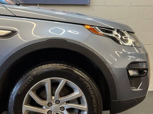 Used 2018 Land Rover Discovery Sport HSE image 15