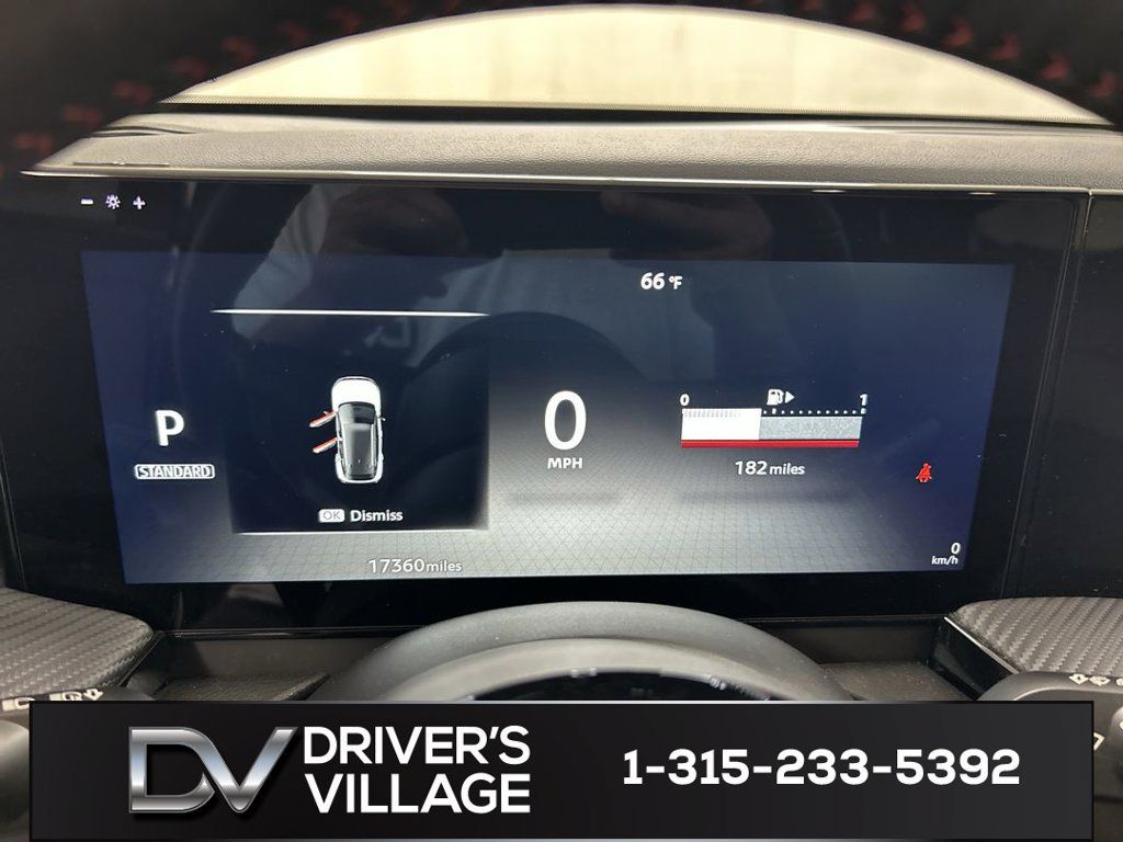 Used 2025 Nissan Kicks SR w/ SR Premium Package AWD/4WD image 13