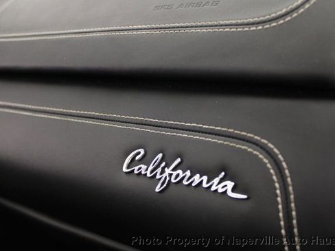 Used 2013 Ferrari California image 39