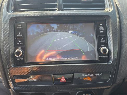 Used 2019 Mitsubishi Outlander Sport ES image 15