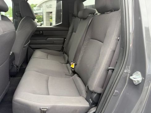 Used 2024 Toyota Tacoma SR5 AWD/4WD image 13