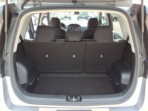 Used 2025 Kia Soul LX w/ LX Technology Package FWD image 14