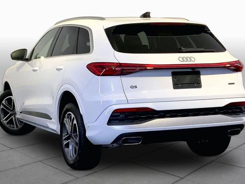 Used 2025 Audi Q5 Premium AWD/4WD image 12