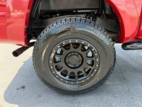 Used 2013 Toyota Tacoma 4x4 Double Cab w/ SR5 Pkg image 18