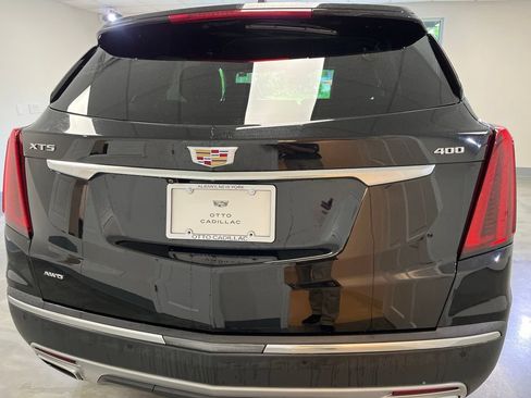 Used 2023 Cadillac XT5 Premium Luxury w/ LPO, Floor Liner Package AWD/4WD image 9