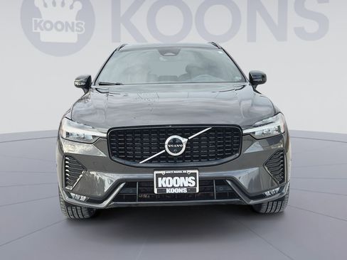 Certified 2023 Volvo XC60 B5 Plus w/ Climate Package image 11