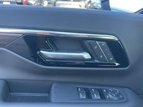 New 2026 Chevrolet Suburban Premier w/ Sun And Tow Package image 12