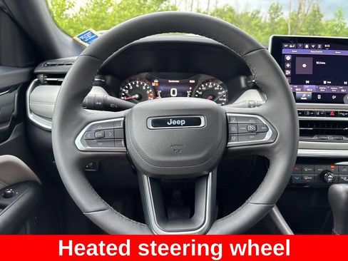 Used 2026 Jeep Compass Limited AWD/4WD image 25