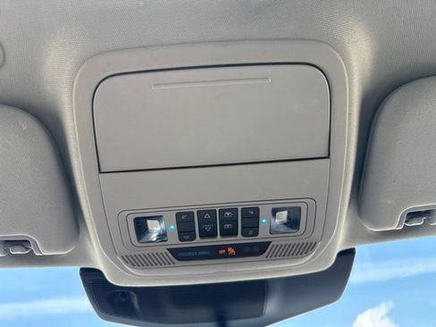 Certified 2023 Ford Explorer XLT w/ Equipment Group 202A AWD/4WD image 32
