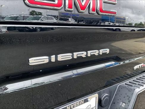 Used 2024 GMC Sierra 1500 AT4 w/ Technology Package AWD/4WD image 27