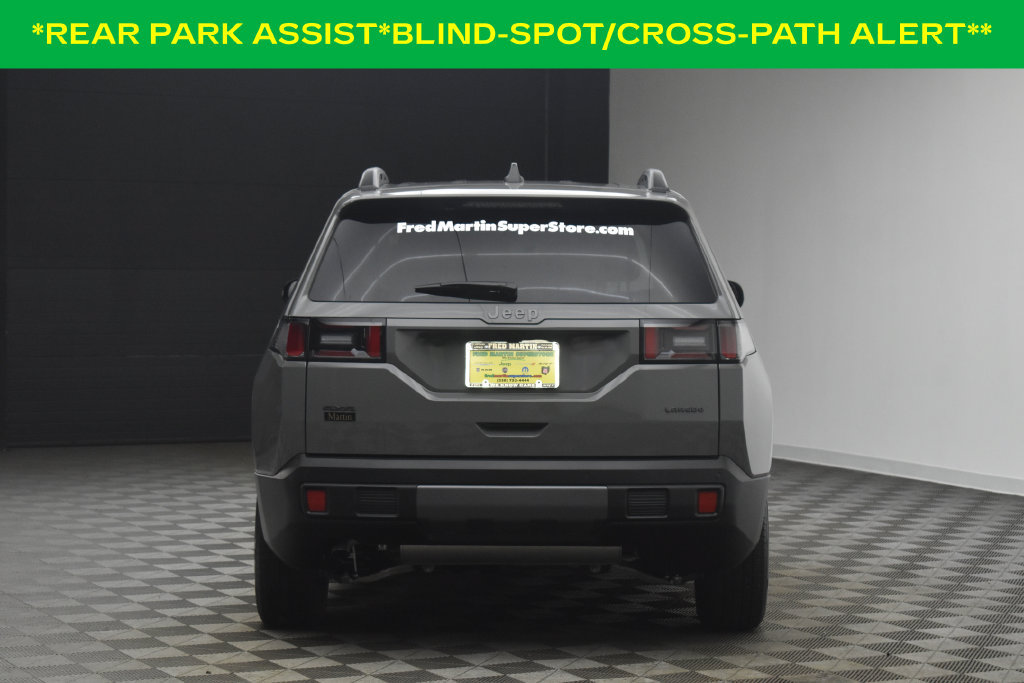 Used 2026 Jeep Cherokee Laredo AWD/4WD image 6