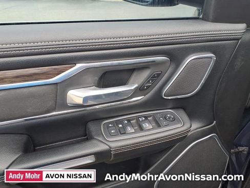 Used 2019 RAM 1500 Laramie AWD/4WD image 15
