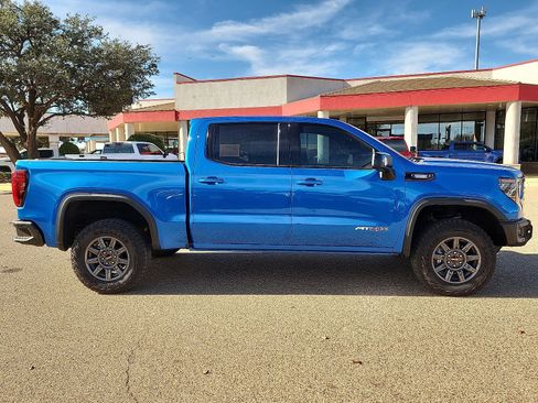 Used 2024 GMC Sierra 1500 AT4X image 5