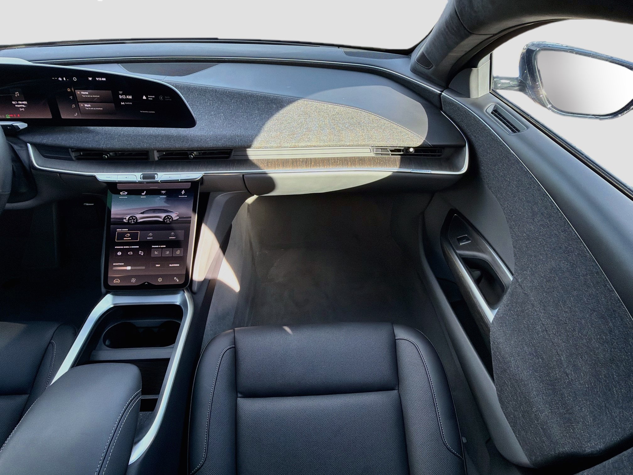 Used 2024 Lucid Air Touring AWD/4WD image 18