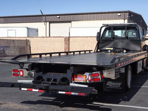 Used 2023 Ford F650 2WD Regular Cab Super Duty image 15