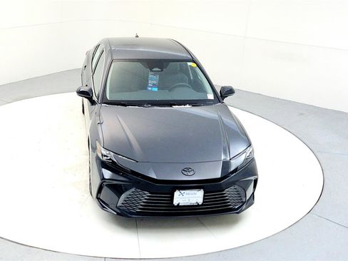 New 2026 Toyota Camry XLE image 16