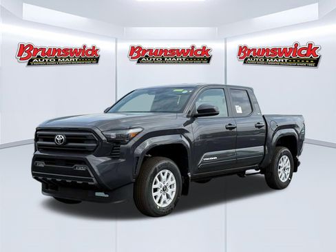 New 2026 Toyota Tacoma SR5 image 1