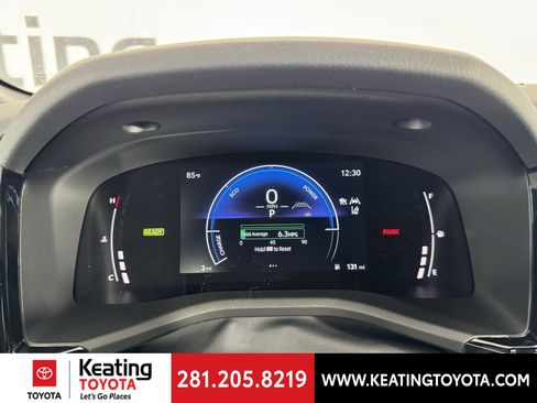 Used 2026 Toyota Camry SE FWD image 11