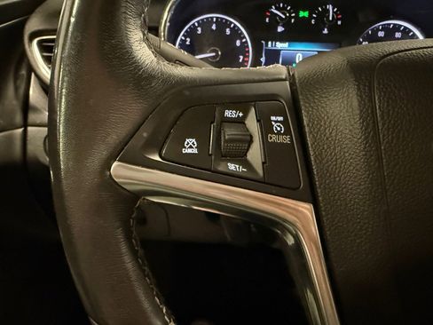 Used 2018 Buick Encore FWD image 40