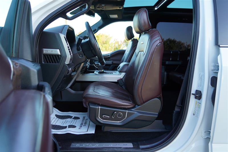 Used 2015 Ford F150 Platinum w/ Equipment Group 701A Luxury AWD/4WD image 41