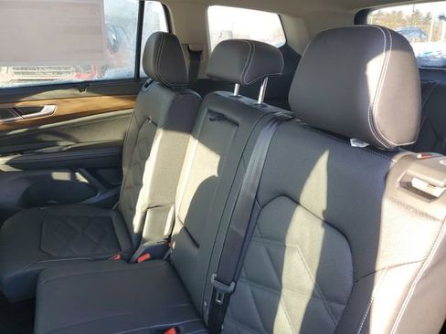 New 2026 Volkswagen Atlas SE image 29