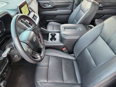 Used 2022 Chevrolet Suburban RST w/ Luxury Package AWD/4WD image 14