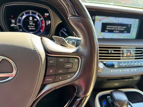 Used 2018 Lexus LS 500 image 11
