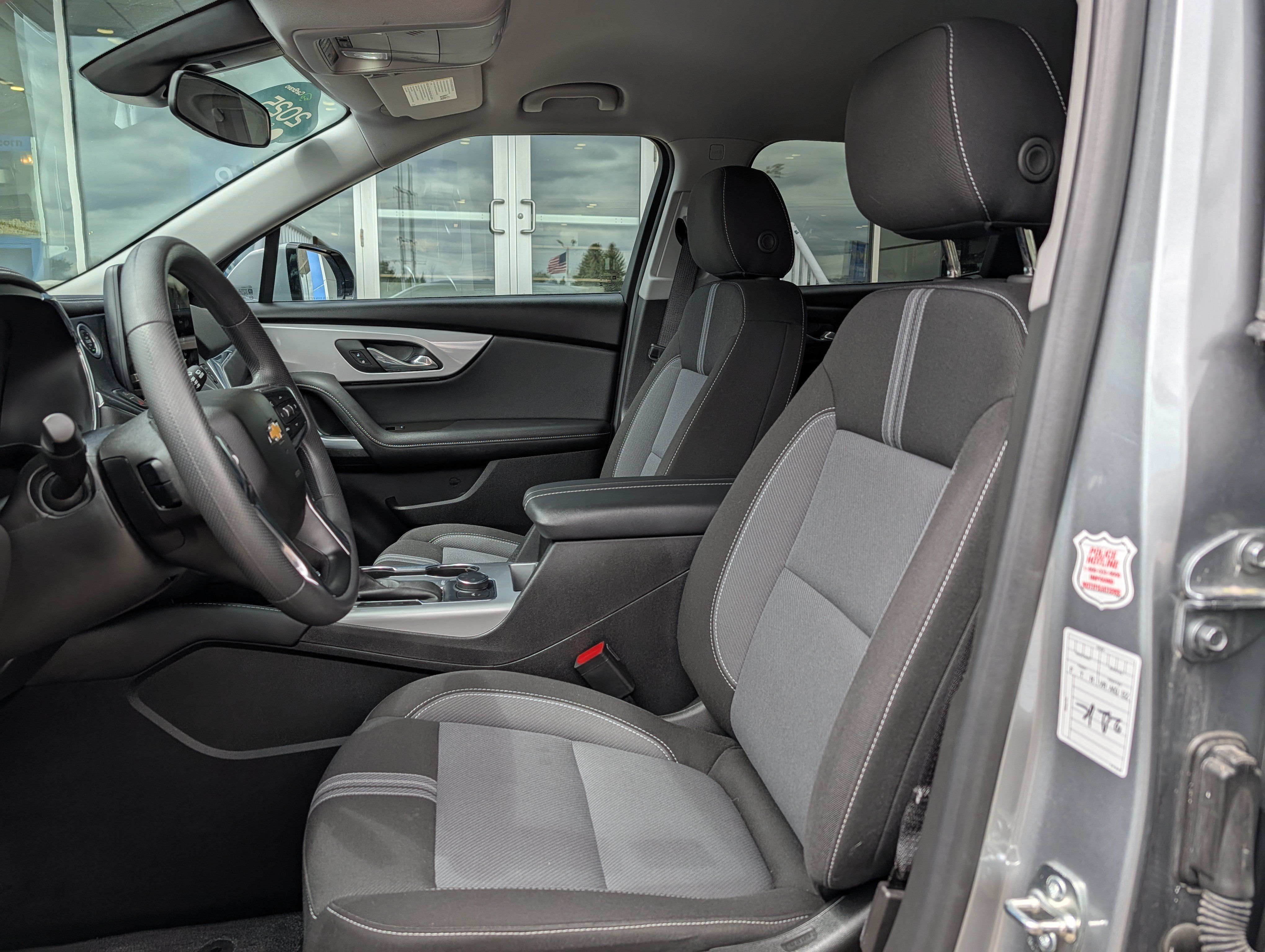 Certified 2025 Chevrolet Blazer LT AWD/4WD image 8