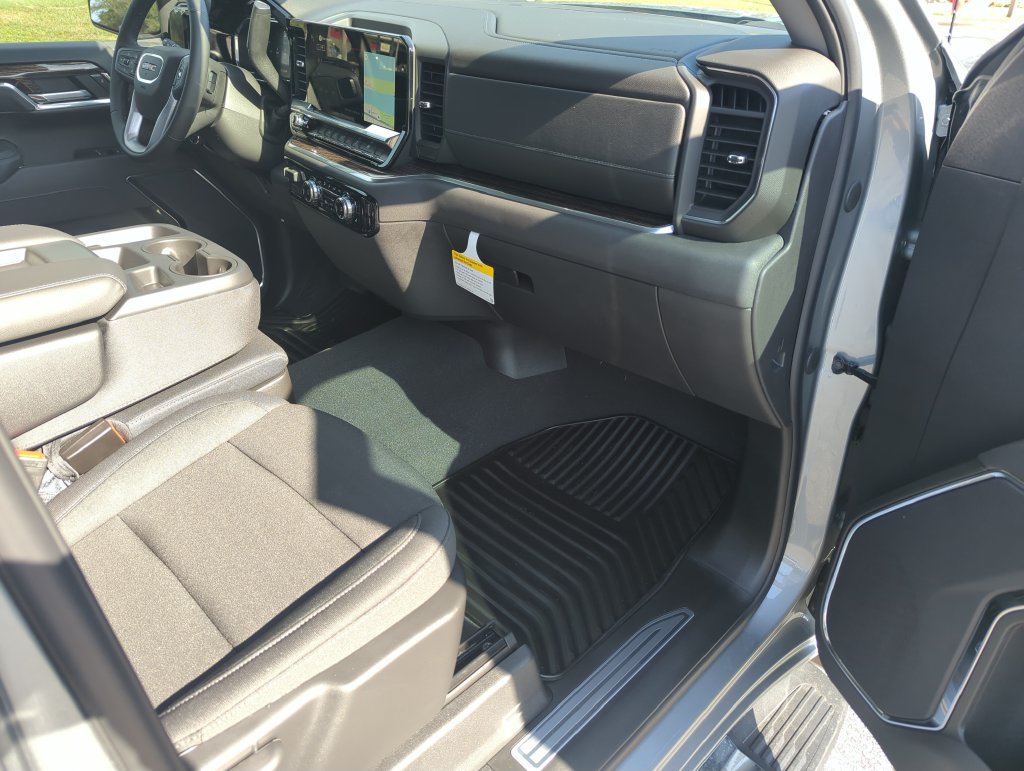 New 2026 GMC Sierra 1500 SLE AWD/4WD image 32