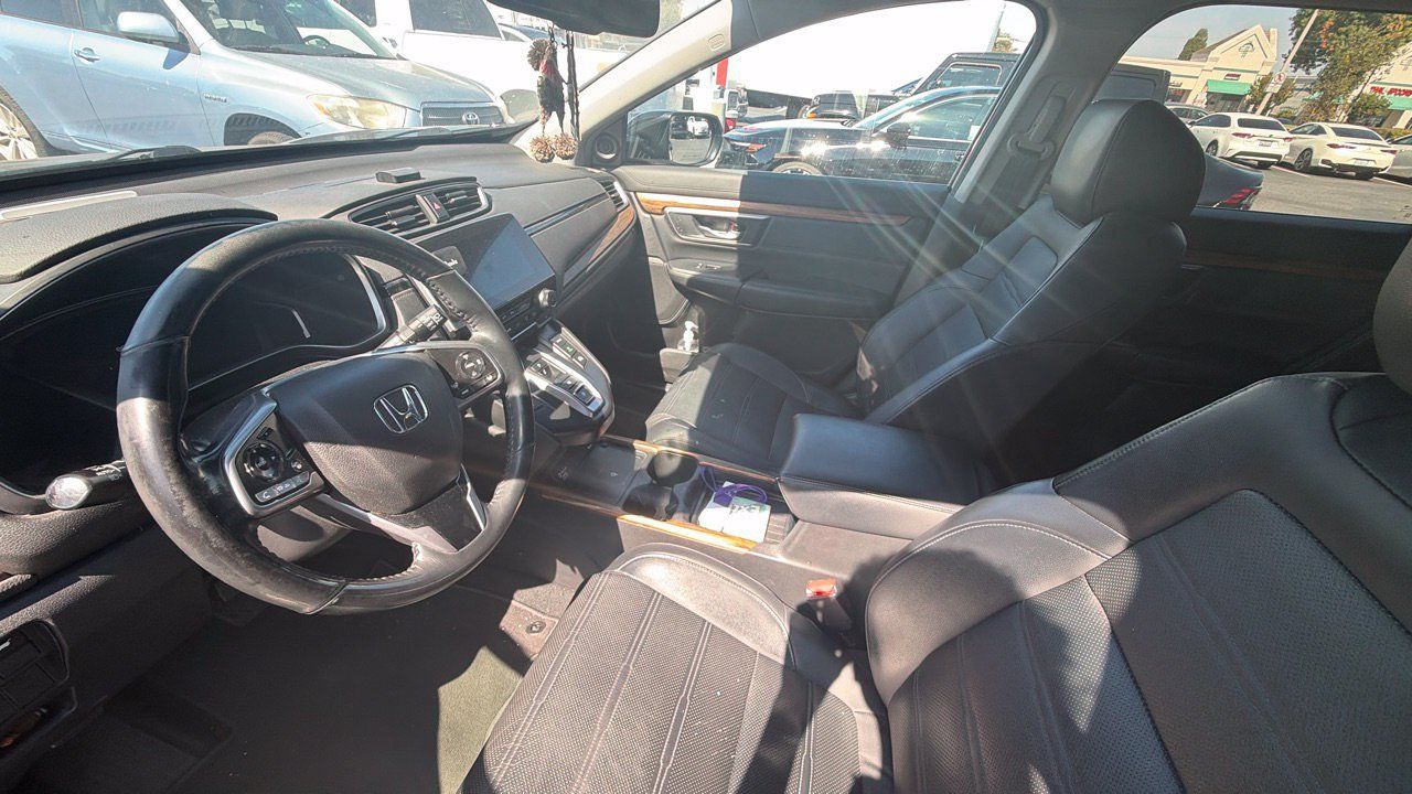 Used 2021 Honda CR-V Touring image 4