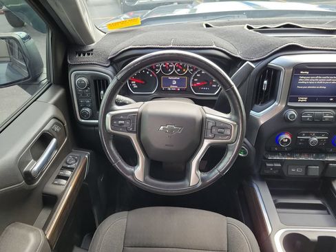 Used 2021 Chevrolet Silverado 1500 LT Trail Boss w/ Convenience Package II AWD/4WD image 13
