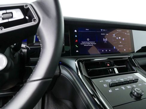 New 2026 Porsche Panamera 4 image 13