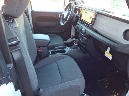 New 2026 Jeep Wrangler Sport AWD/4WD image 18