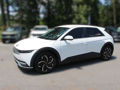 Used 2023 Hyundai Ioniq 5 SEL w/ Cargo Package AWD/4WD image 4