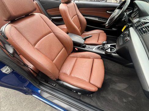 Used 2012 BMW 135i Convertible image 33