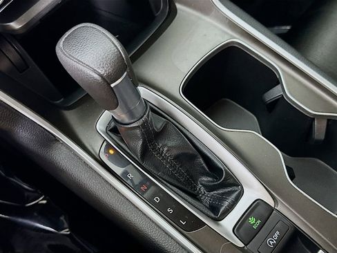 Used 2022 Honda Accord LX image 30