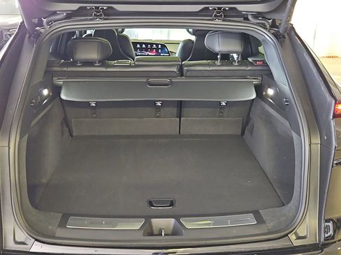 New 2026 Cadillac Lyriq V w/ LPO, Bronce Accent Package image 12