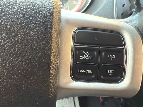 Used 2020 Dodge Grand Caravan GT image 11