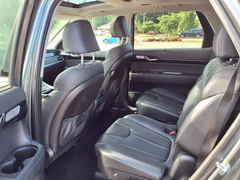 Used 2021 Hyundai Palisade Limited FWD image 22