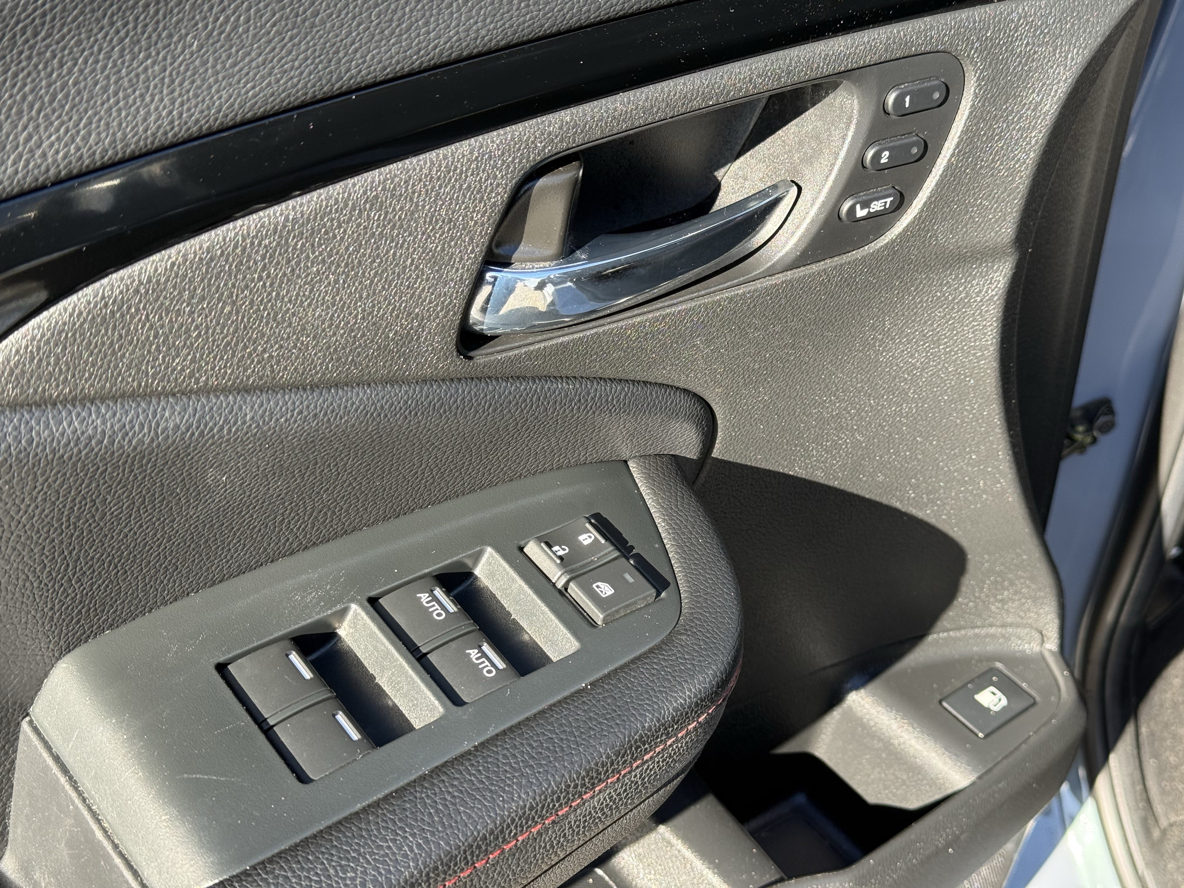 Used 2022 Honda Ridgeline Black Edition image 15