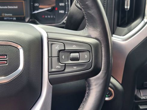 Used 2022 GMC Sierra 1500 SLT AWD/4WD image 28