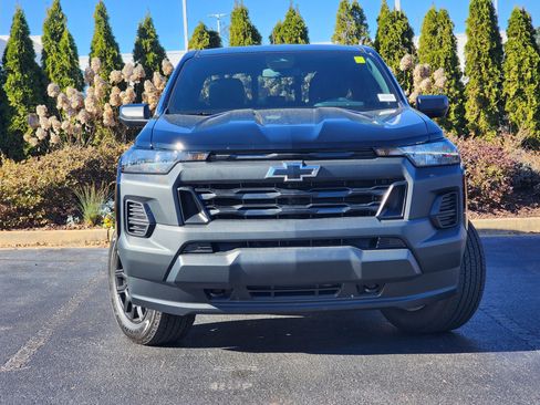 Used 2026 Chevrolet Colorado W/T w/ WT Custom Package image 5