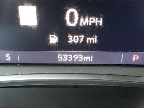 Used 2020 Chevrolet Traverse LT w/ LT Premium Package image 26